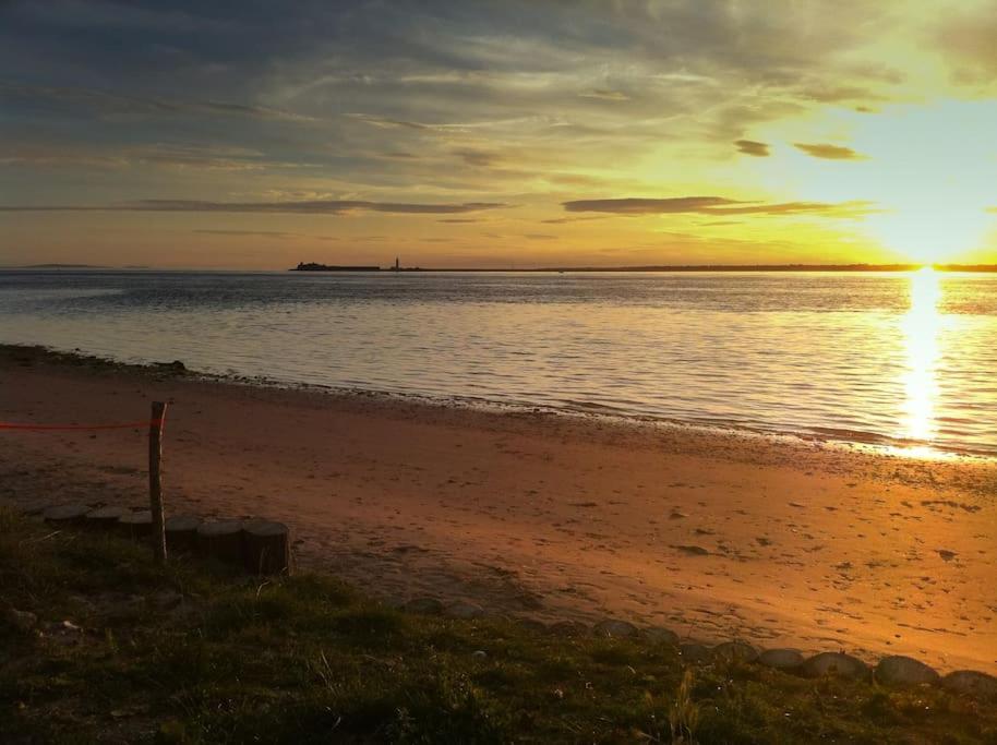 Idyllic Beachside Next To Nature Reserve. Holiday home Yarmouth (Isle Of Wight)